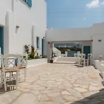Apartament Fivos *