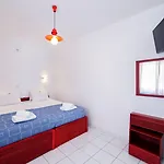 Fivos Apartament