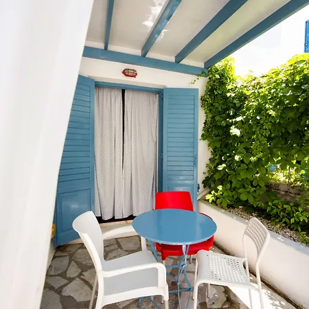 Fivos Apartment Aliki (Paros)