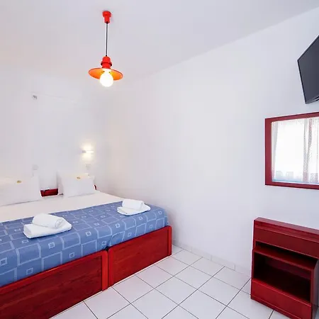 Apartment Fivos