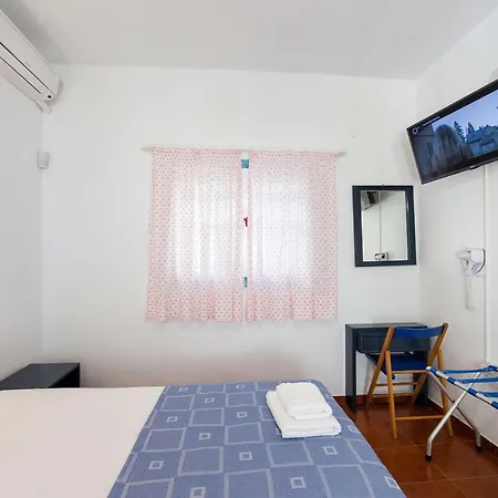 Fivos * Aliki (Paros)